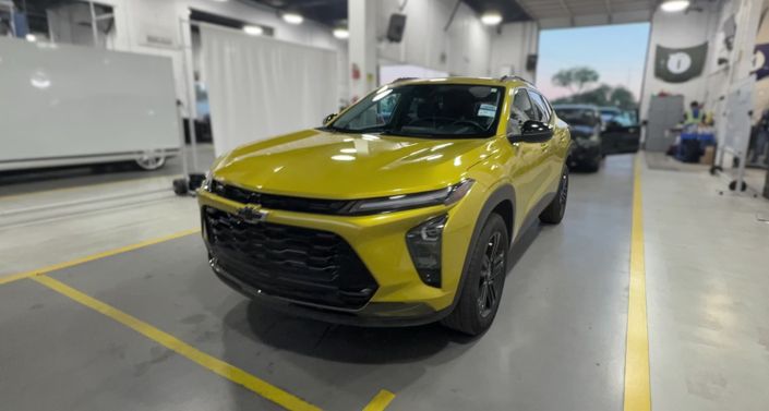 Thumbnail: 2024 Chevrolet Trax - 1