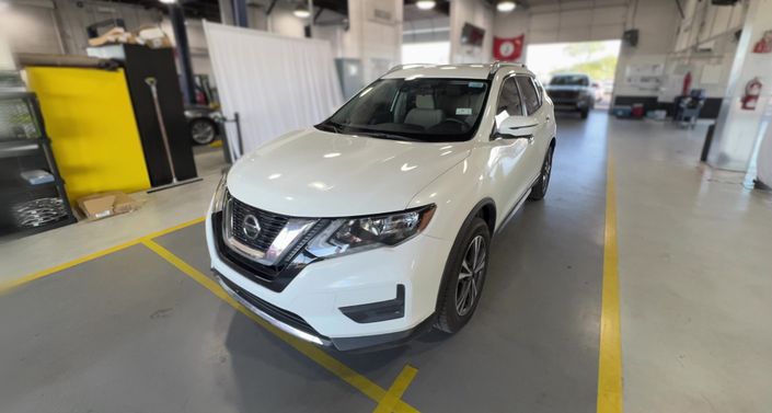 Thumbnail: 2020 Nissan Rogue - 1