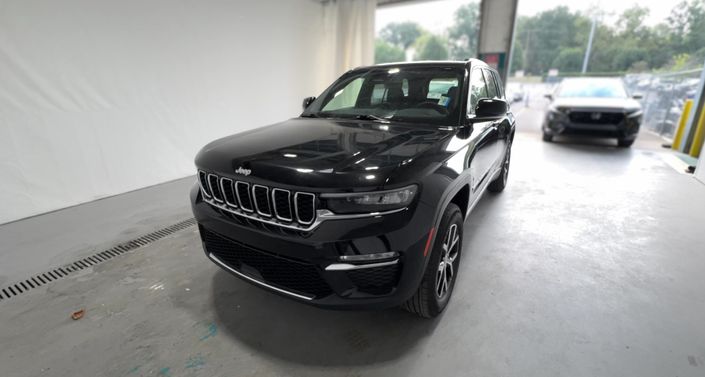 Thumbnail: 2024 Jeep Grand Cherokee - 1