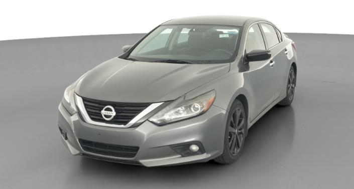 Thumbnail: 2017 Nissan Altima - 1