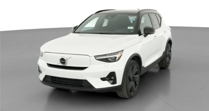 Thumbnail: 2023 Volvo XC40 - 1