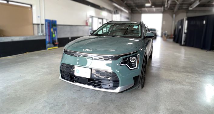 Thumbnail: 2023 Kia Niro - 1