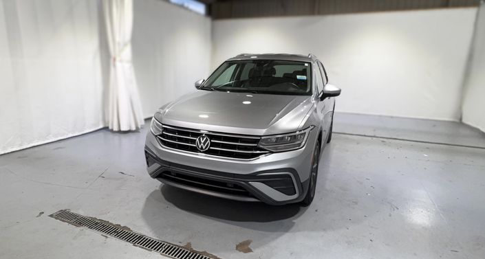 Thumbnail: 2024 Volkswagen Tiguan - 1