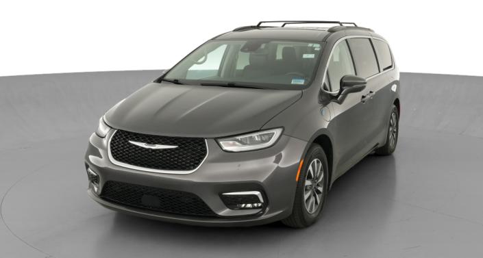 Thumbnail: 2022 Chrysler Pacifica - 1