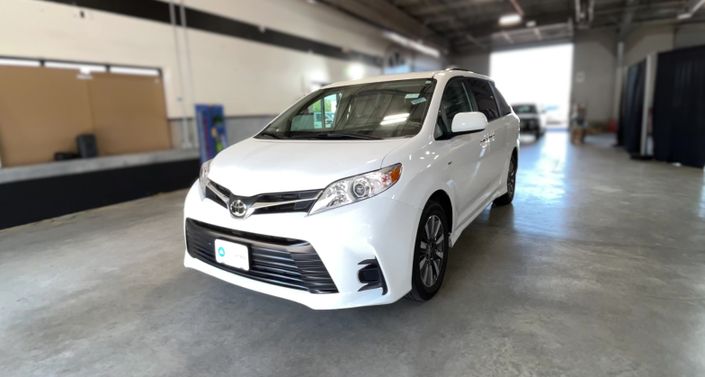 Thumbnail: 2020 Toyota Sienna - 1