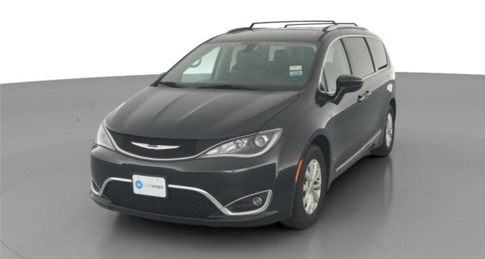 Thumbnail: 2018 Chrysler Pacifica - 1