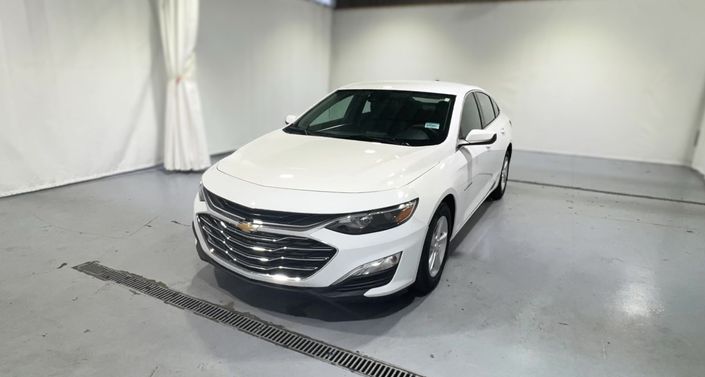 Thumbnail: 2019 Chevrolet Malibu - 1