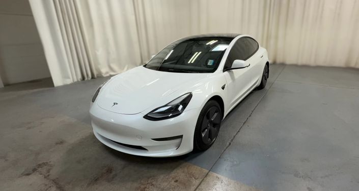 Thumbnail: 2022 Tesla Model 3 - 1