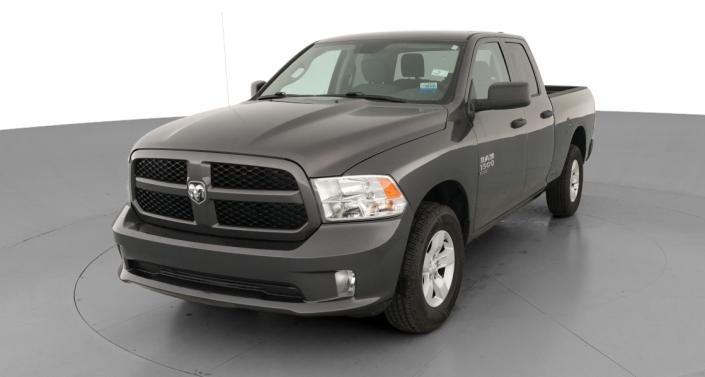 Thumbnail: 2019 RAM 1500 Classic - 1