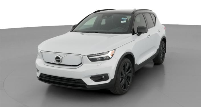 Thumbnail: 2021 Volvo XC40 - 1