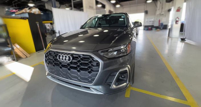 Thumbnail: 2022 Audi Q5 - 1