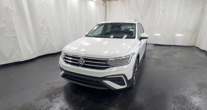Thumbnail: 2024 Volkswagen Tiguan - 1