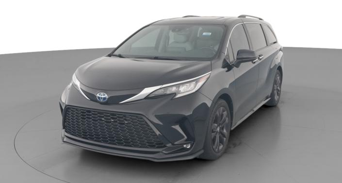 Thumbnail: 2022 Toyota Sienna - 1