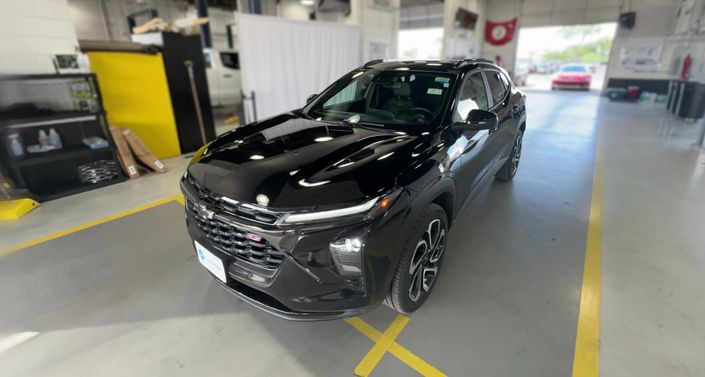 Thumbnail: 2024 Chevrolet Trax - 1