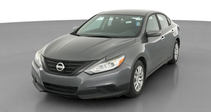 Thumbnail: 2017 Nissan Altima - 1