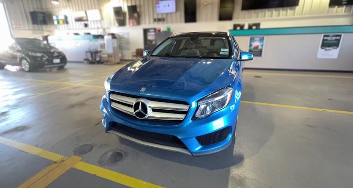 Thumbnail: 2015 Mercedes-Benz GLA - 1