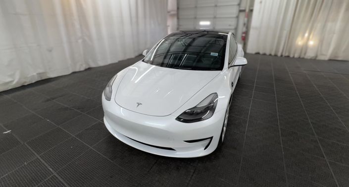 Thumbnail: 2023 Tesla Model 3 - 1