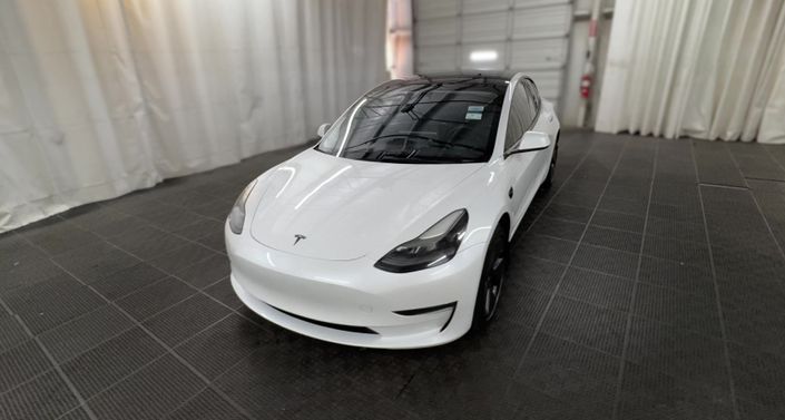 Thumbnail: 2023 Tesla Model 3 - 1