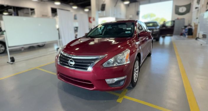 Thumbnail: 2015 Nissan Altima - 1