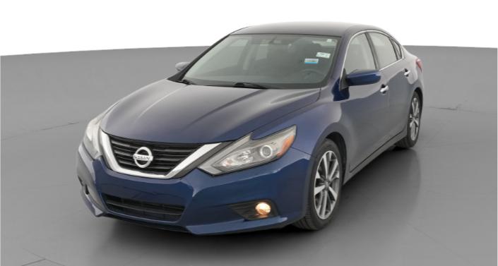 Thumbnail: 2016 Nissan Altima - 1