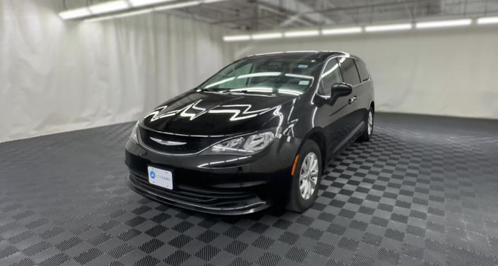 Thumbnail: 2018 Chrysler Pacifica - 1