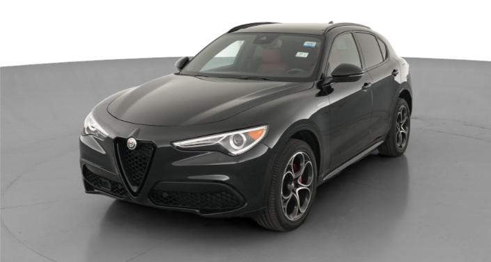 Thumbnail: 2022 Alfa Romeo Stelvio - 1