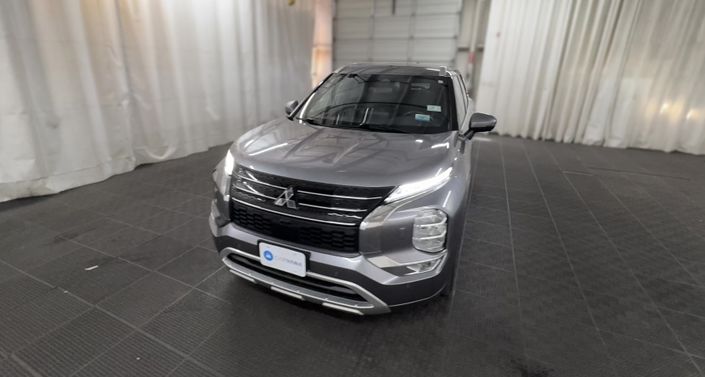 Thumbnail: 2022 Mitsubishi Outlander - 1