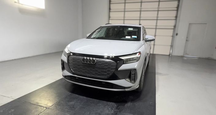 Thumbnail: 2025 Audi Q4 e-tron - 1