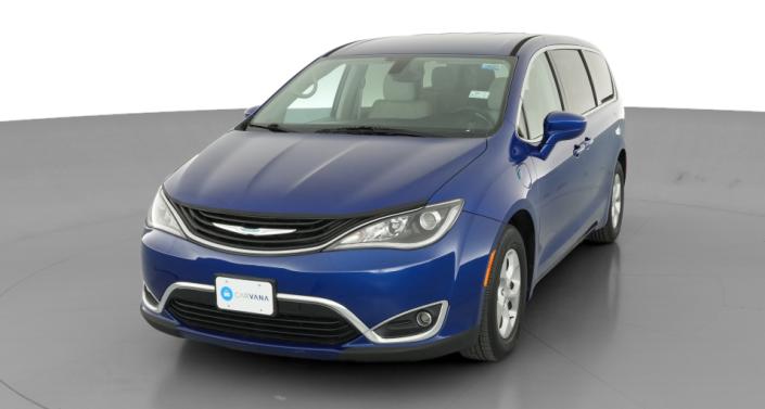 Thumbnail: 2018 Chrysler Pacifica - 1