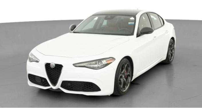 Thumbnail: 2019 Alfa Romeo Giulia - 1