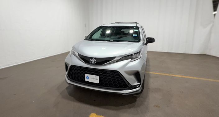 Thumbnail: 2021 Toyota Sienna - 1