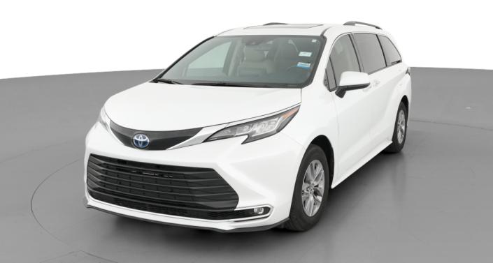 Thumbnail: 2023 Toyota Sienna - 1