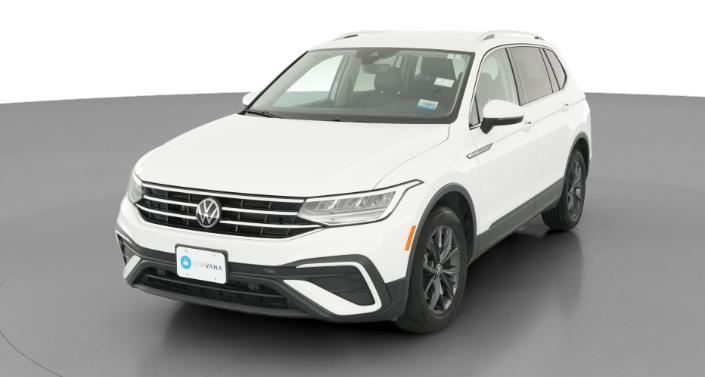 Thumbnail: 2022 Volkswagen Tiguan - 1