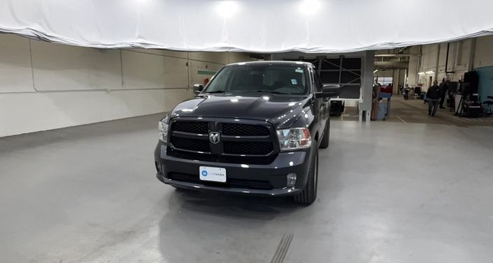 Thumbnail: 2019 RAM 1500 Classic - 1