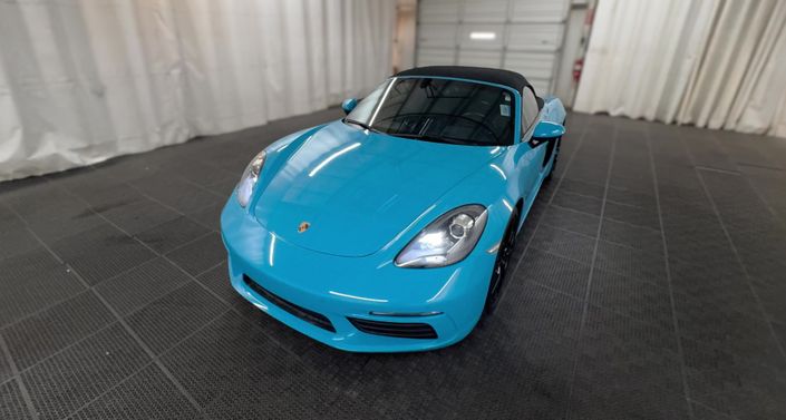 Thumbnail: 2017 Porsche 718 Boxster - 1