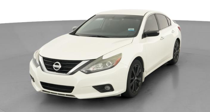 Thumbnail: 2017 Nissan Altima - 1