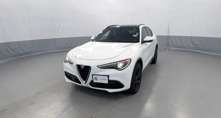 Thumbnail: 2022 Alfa Romeo Stelvio - 1