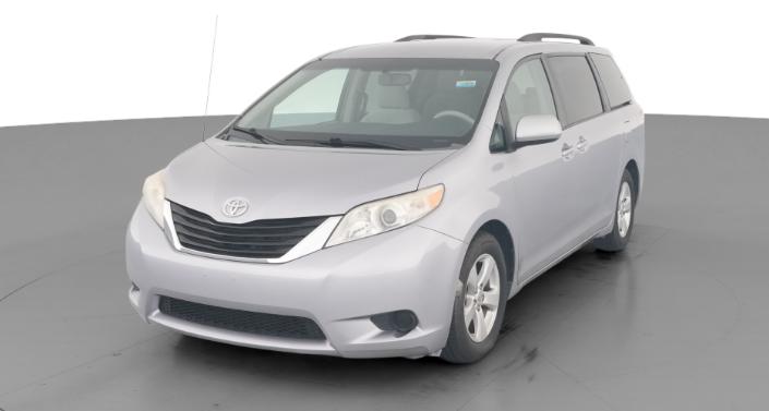 Thumbnail: 2012 Toyota Sienna - 1