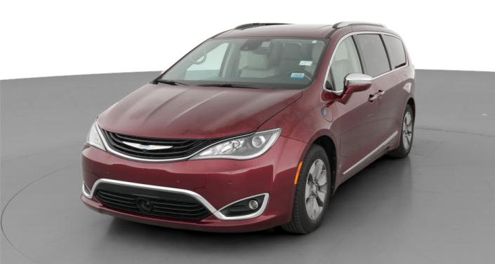 Thumbnail: 2018 Chrysler Pacifica - 1