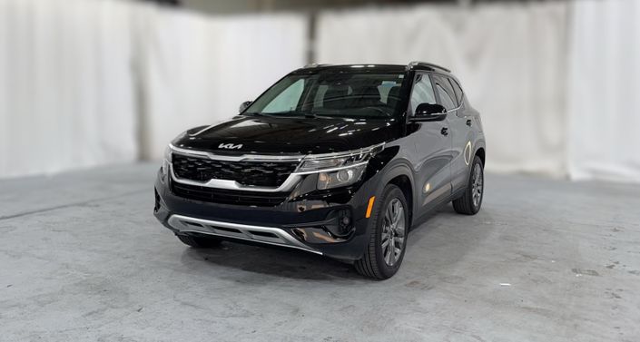 Thumbnail: 2023 Kia Seltos - 1