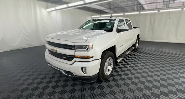 Thumbnail: 2017 Chevrolet Silverado 1500 - 1