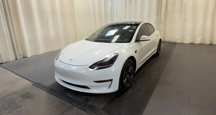Thumbnail: 2022 Tesla Model 3 - 1