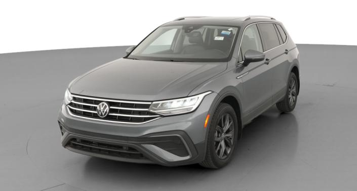 Thumbnail: 2022 Volkswagen Tiguan - 1