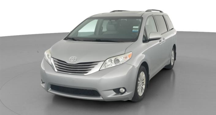 Thumbnail: 2017 Toyota Sienna - 1