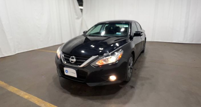 Thumbnail: 2017 Nissan Altima - 1