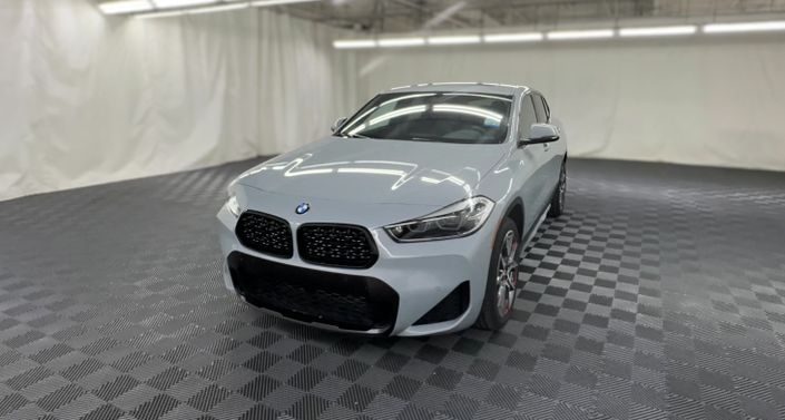 Thumbnail: 2022 BMW X2 - 1