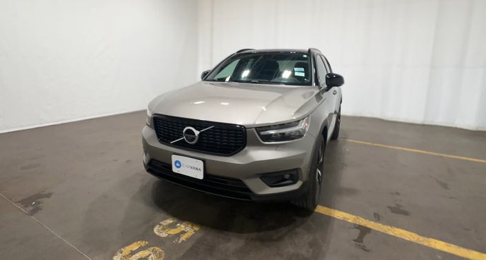 Thumbnail: 2022 Volvo XC40 - 1