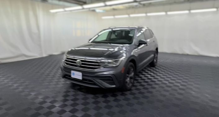 Thumbnail: 2022 Volkswagen Tiguan - 1