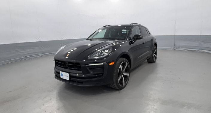 Thumbnail: 2023 Porsche Macan - 1
