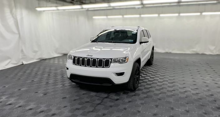 Thumbnail: 2018 Jeep Grand Cherokee - 1